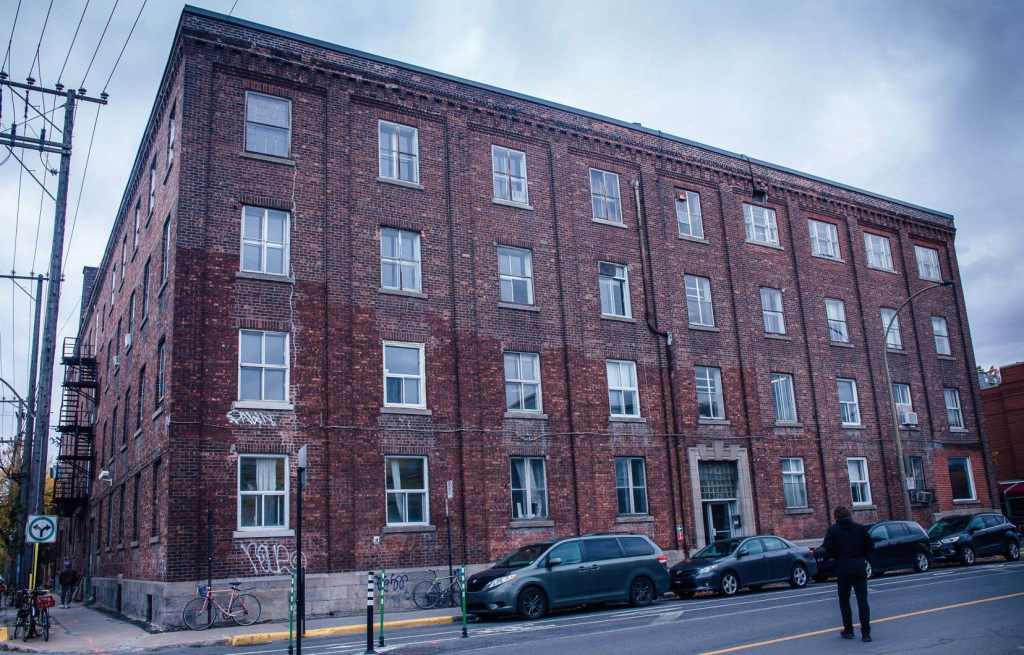 (3/3) Ateliers d’artistes, 10 ans de créativité, d&rsquo;audace et d&rsquo;actions pour les&nbsp;préserver